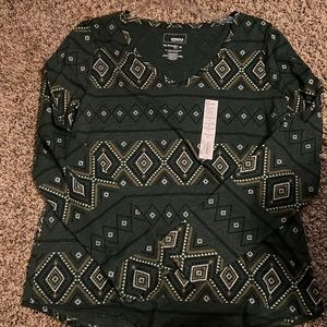 Long sleeve lightweight T Shirt